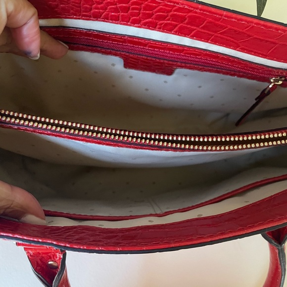 Kate Spade Red Croco Embossed Hand Bag - Picture 3 of 6